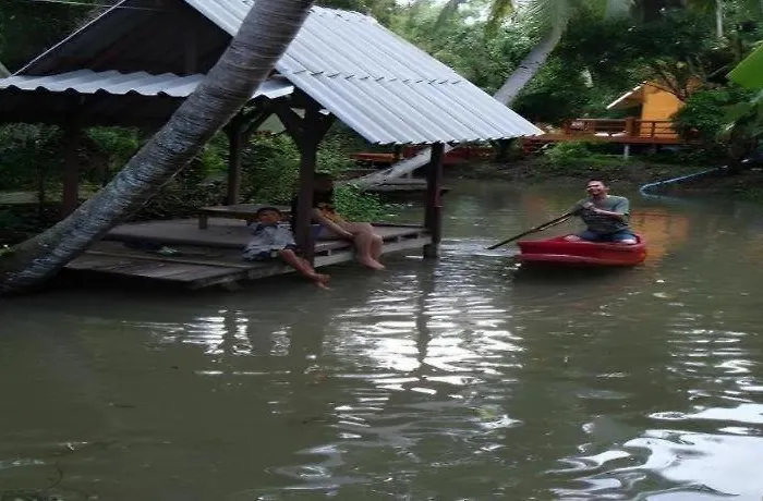 Banmaihom Amphawa 3*
