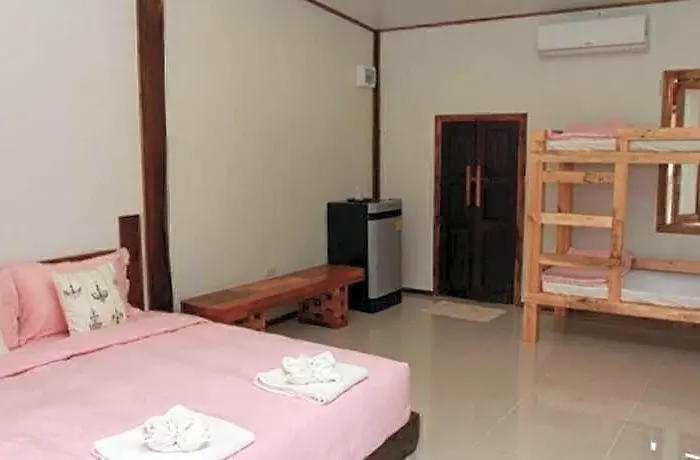 Banmaihom Amphawa 3* Wat Phleng